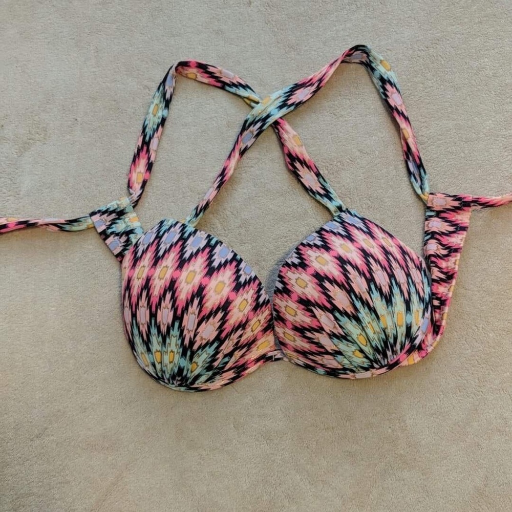 Victoria Secret Bathingsuit (push-up)